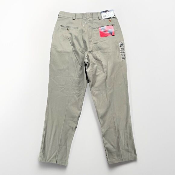 Tommy Hilfiger Traveler Khakis Pants Beige Pleated Mens Size 33x32 NEW With Tags - Picture 1 of 5